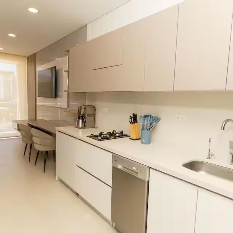 Exclusiva suite moderna con balcón cerca al mar - One-Bedroom Apartment - 5