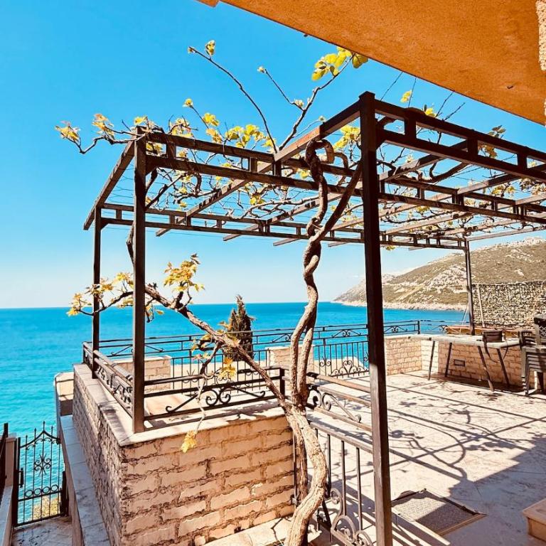 First Line Panoramic Sea View Villa - Dobra Voda - Villa - 22