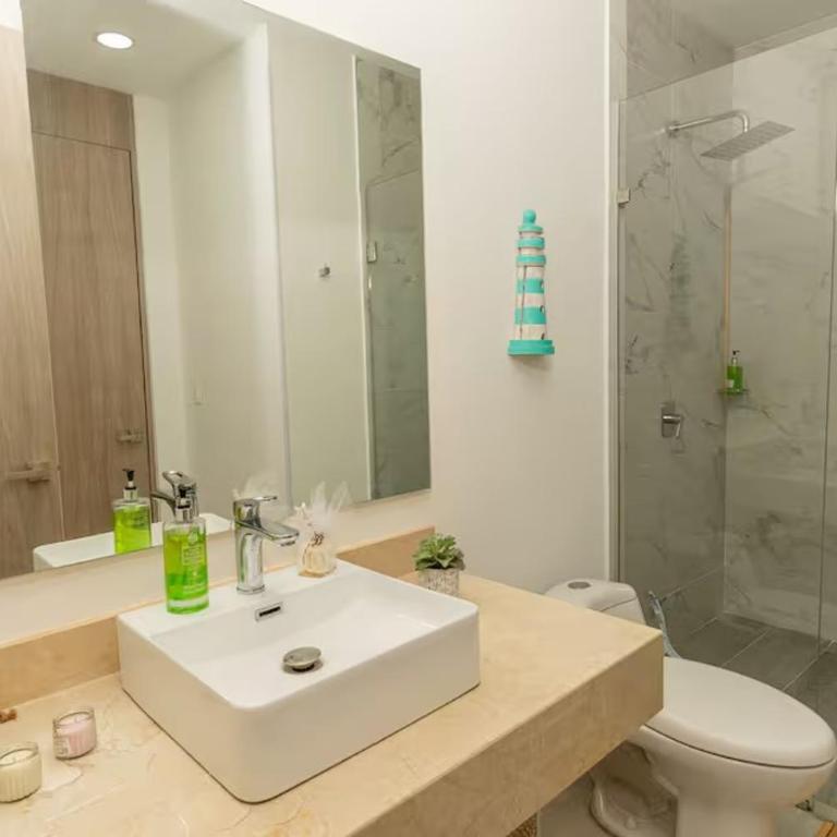 Apto moderno de lujo 2 hab con balcón cerca al mar - Apartamento de 2 dormitorios - 19