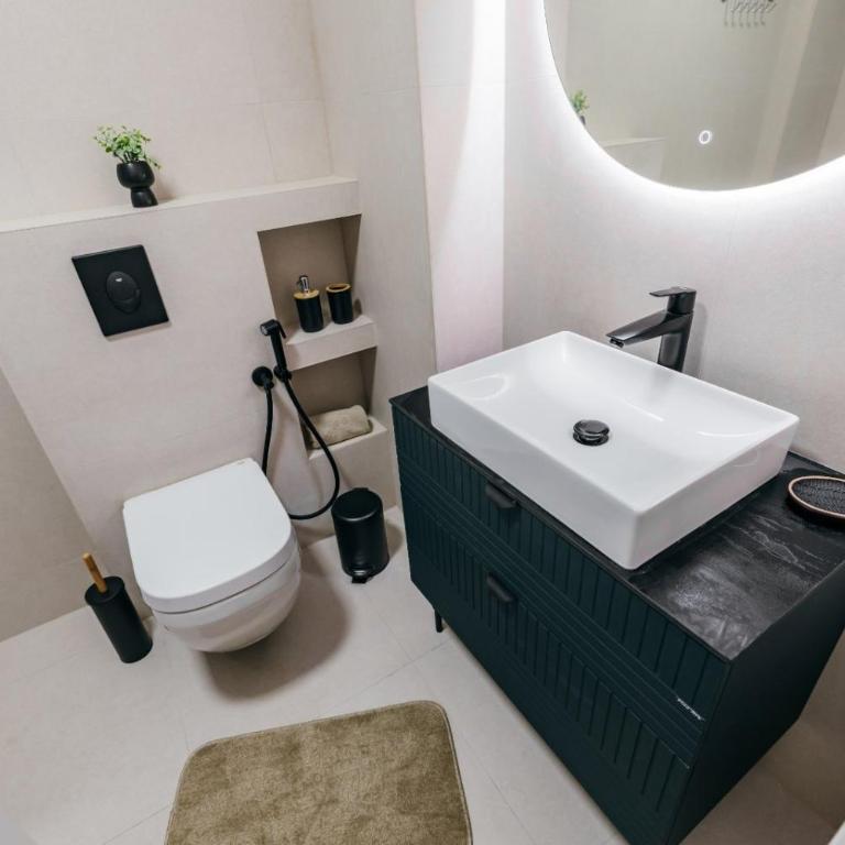 Lux apartments Bar - Two-Bedroom Apartment - 11