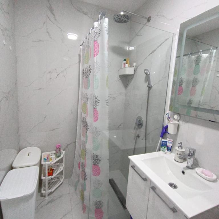 Family Home Apartment - Apartman sa 1 Spavaćom Sobom - 3