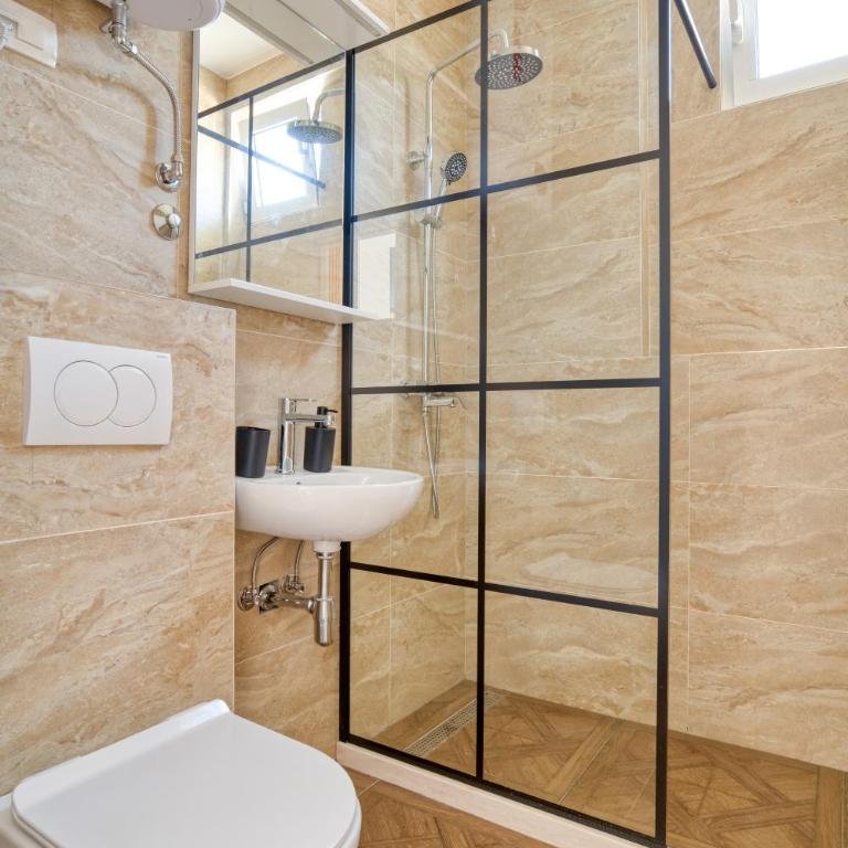 Gama residence - Double Room with Sea View - 10