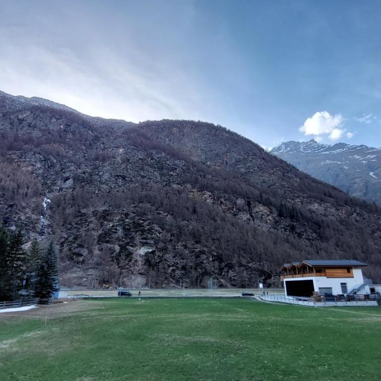 Große Wohnung in Täsch, nahe Zermatt, Bergblick - Apartment mit Blick auf die Berge - 12