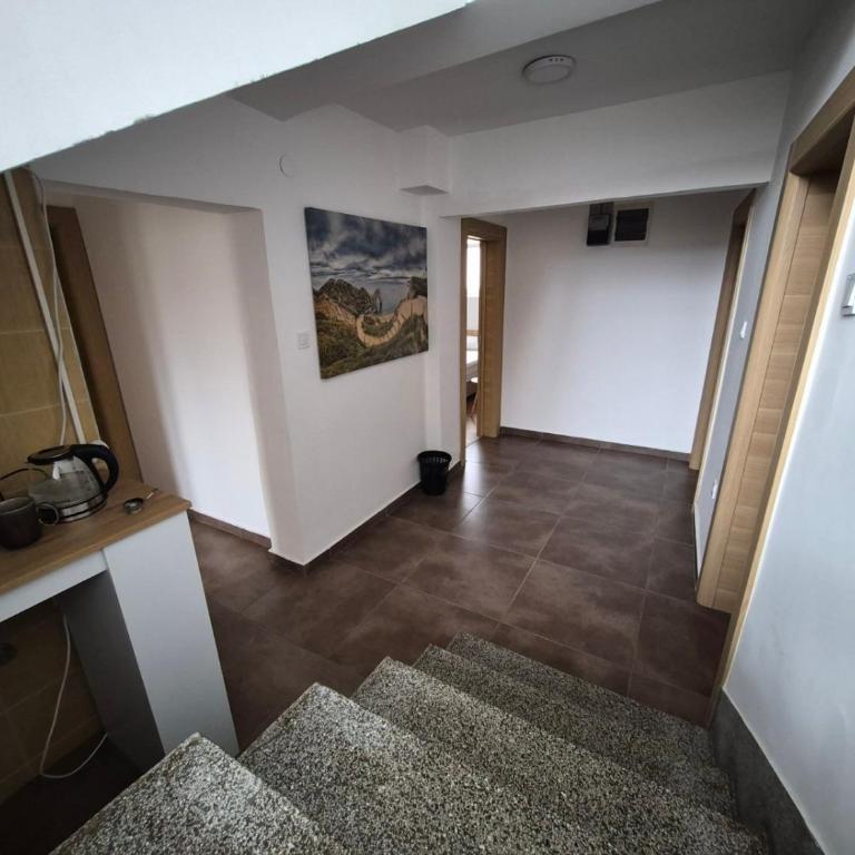 City House Podgorica - Cozy Rooms & Good Vibes - Ženska Spavaonica - 10