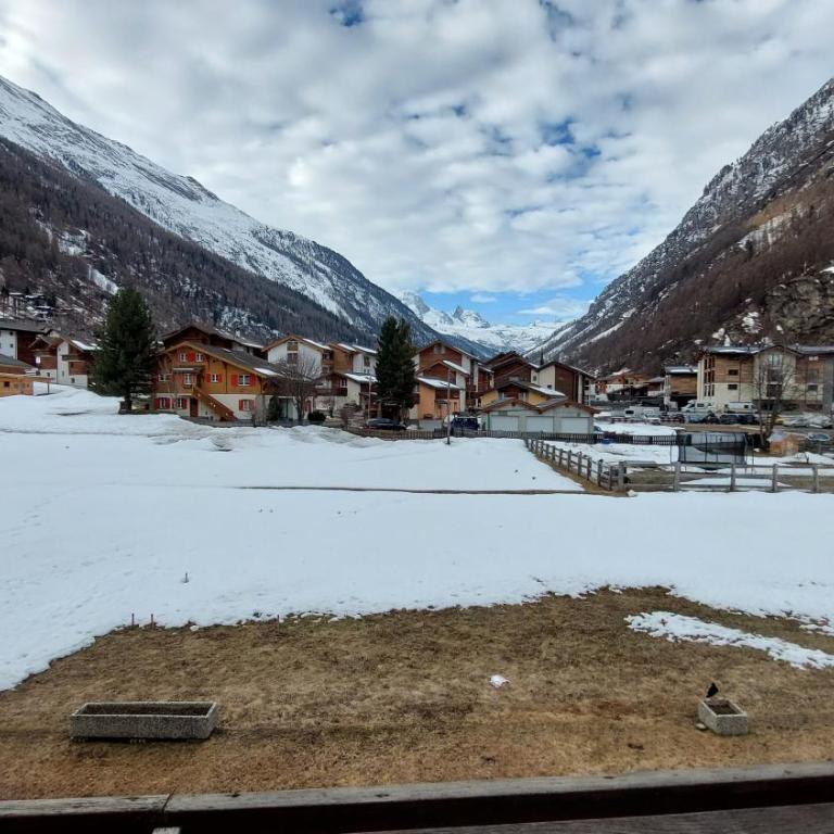 Große Wohnung in Täsch, nahe Zermatt, Bergblick - Apartment mit Blick auf die Berge - 19