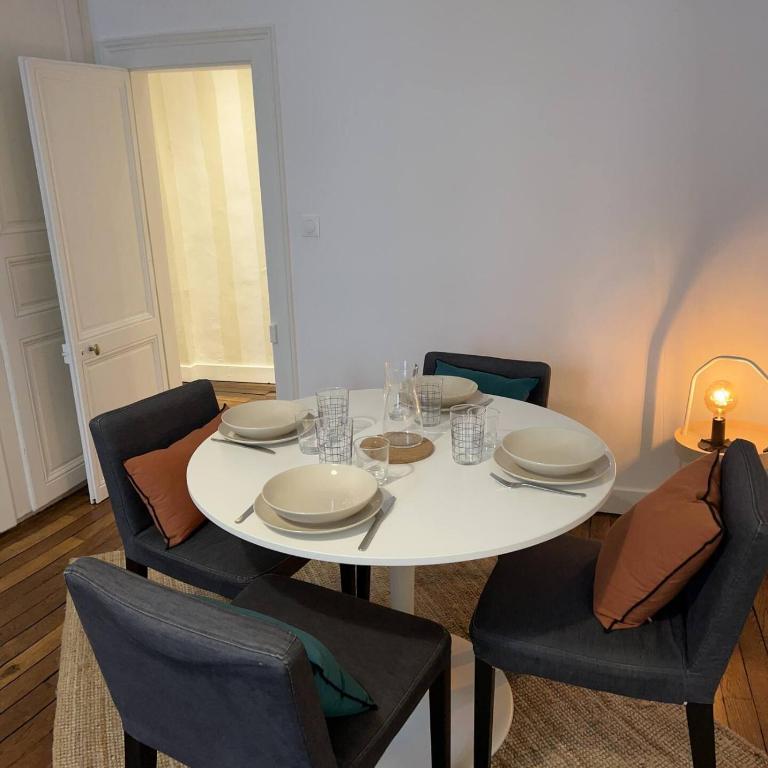 Appartement Haussmannien 3 chambres - Centre historique Rouen - Calme et élégant - Appartamento Premium con 3 Camere da Letto - 3