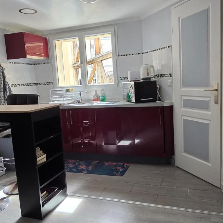 Beau studio meublé 2min du Moulin Rouge - One-Bedroom Apartment - 6