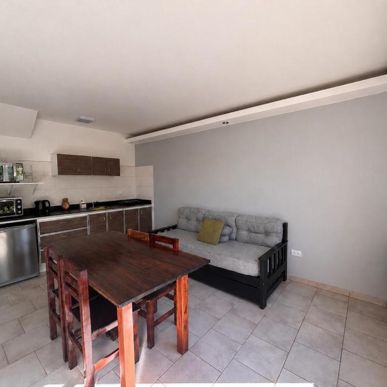 Duplex Del Lago - Departamento 3 - Apartamento de 1 dormitorio - 4