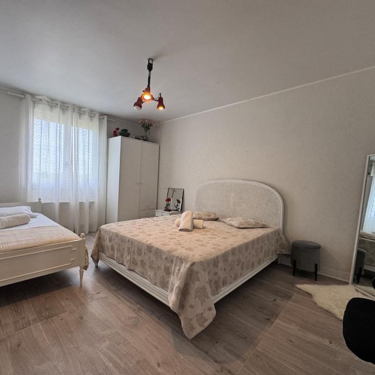 La Madeleine - 9 pers - Parking - Home&Service - Casa con 5 Camere da Letto - 6
