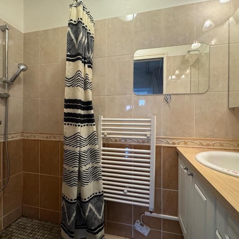 La Madeleine - 9 pers - Parking - Home&Service - Casa con 5 Camere da Letto - 8