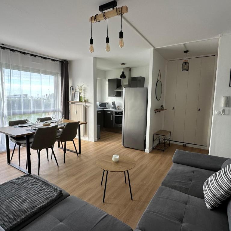 Superbe appartement en rez-de-jardin avec vue mer - Appartement - Vue sur Mer - 4