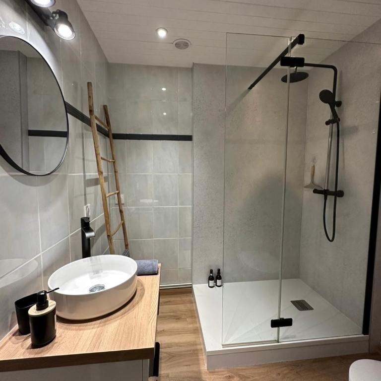 Superbe appartement en rez-de-jardin avec vue mer - Appartement - Vue sur Mer - 8