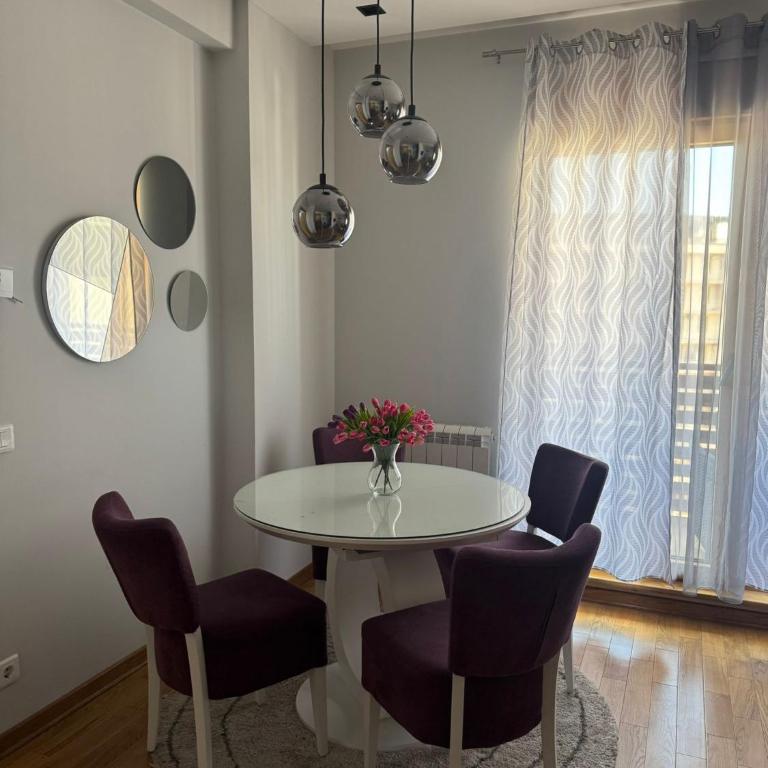 Cvetni kutak - One-Bedroom Apartment - 17
