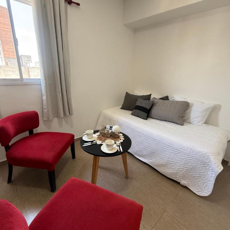 Hipolito - One-Bedroom Apartment - 1