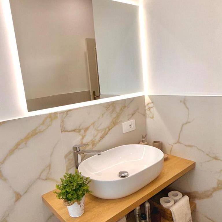 Maison AdriLù - Two-Bedroom Apartment - 2