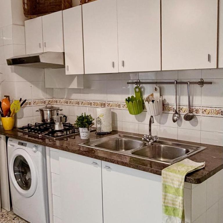 Maison AdriLù - Two-Bedroom Apartment - 16