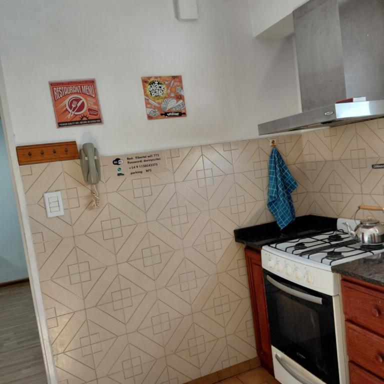 Danny ap - Amplio y cómodo - 18 min Aeropuerto - Zona de Restos - Parking - Apartamento de 2 dormitorios - 17