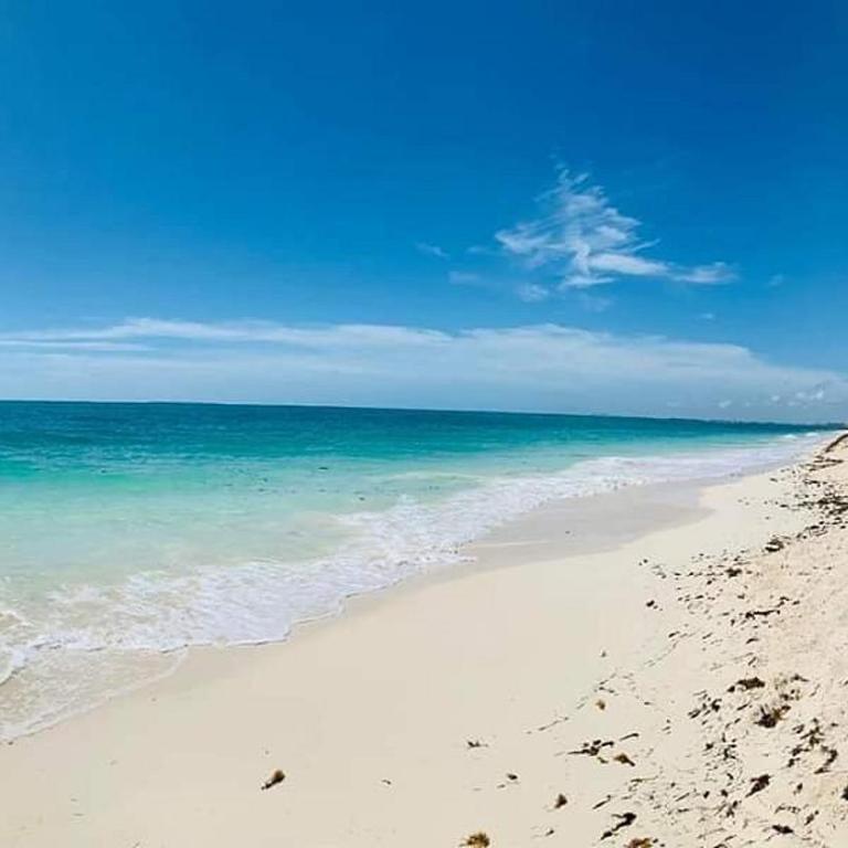 Casa en condominio privado, Alberca, terraza a 10 min de Playa Marlin - Three-Bedroom House - 34