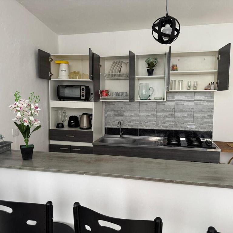 Hermoso apartamento Laureles - Apartamento de 2 dormitorios - 35