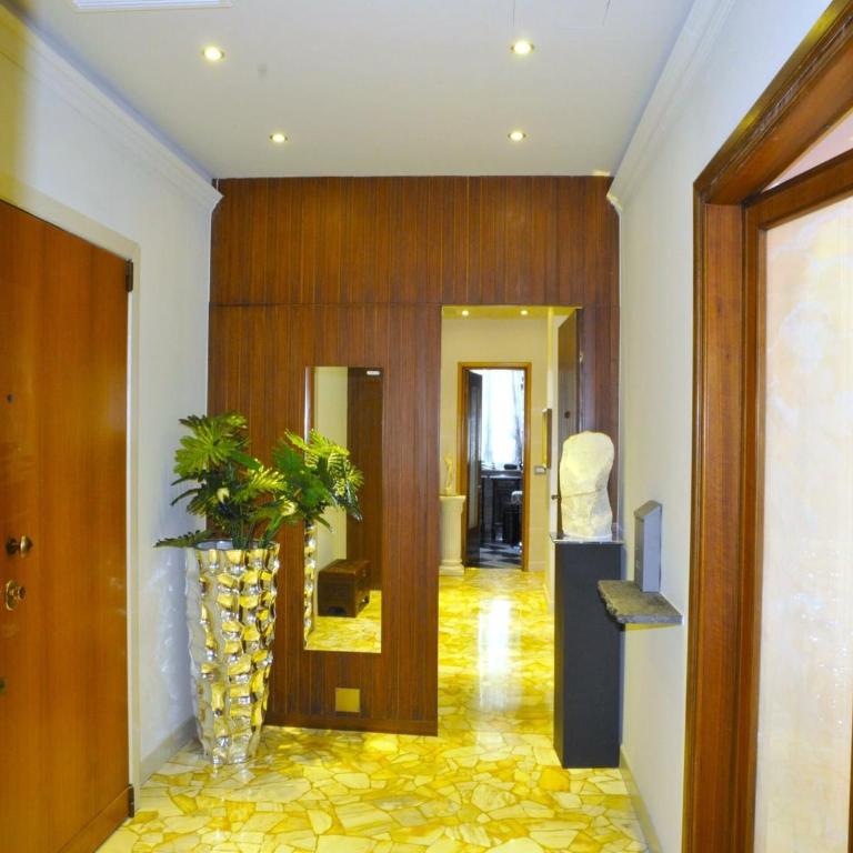 Spacious Apartment near Lake Maggiore - One-Bedroom Apartment - 12