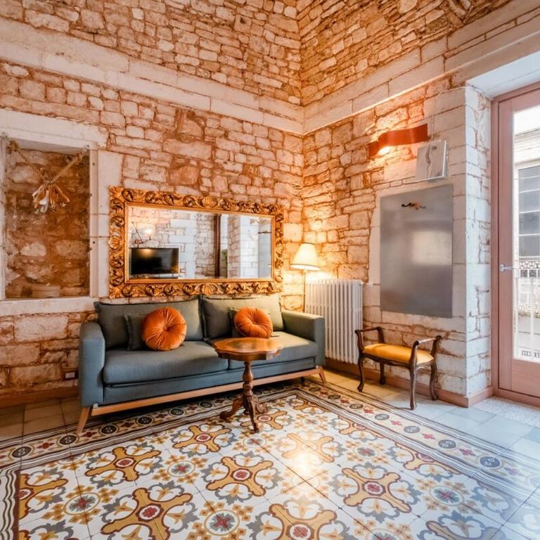 3-Level Stone Home with Rooftop Terrace in Martina Franca Historic Center, 2 Min from Cathedral - Casa con 1 Camera da Letto - 93