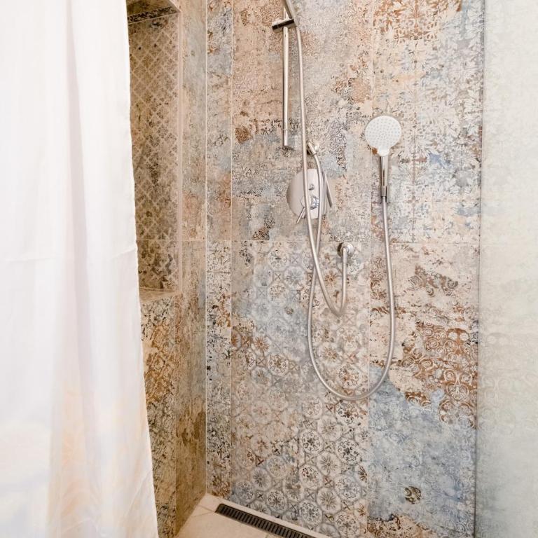 3-Level Stone Home with Rooftop Terrace in Martina Franca Historic Center, 2 Min from Cathedral - Casa con 1 Camera da Letto - 25