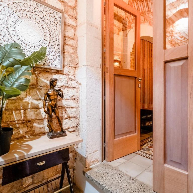3-Level Stone Home with Rooftop Terrace in Martina Franca Historic Center, 2 Min from Cathedral - Casa con 1 Camera da Letto - 11
