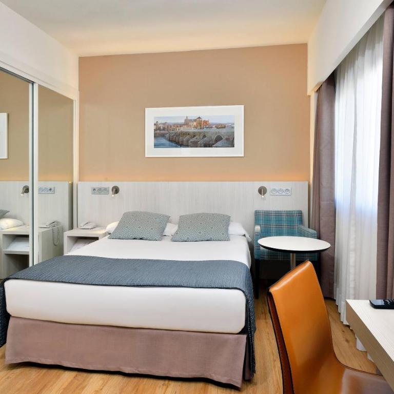 SOL by Meliá Torremolinos - Don Pedro - Habitación Individual - 2