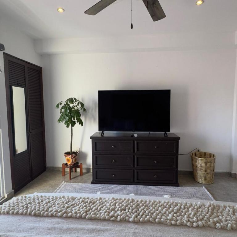 2 KingB Suite Marina Stay - Airport & Beach Walk - Two-Bedroom Apartment - 14