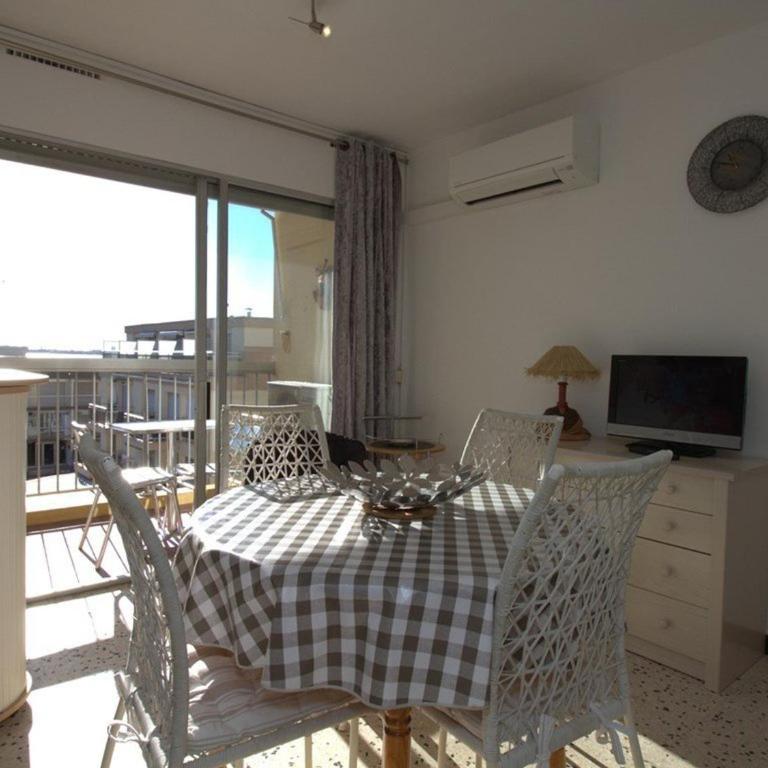 Appartement avec parking - superbe vue étang - FR-1-553-339 - Apartment - 6