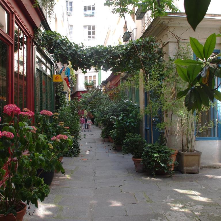 Petit Paris - Oasis in Marais - Appartement en Duplex - 2