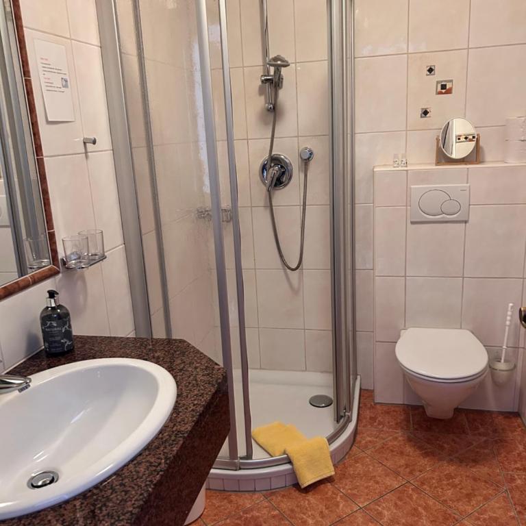 Gästehaus Huber Frühstückspension - Großes Doppelzimmer - 3