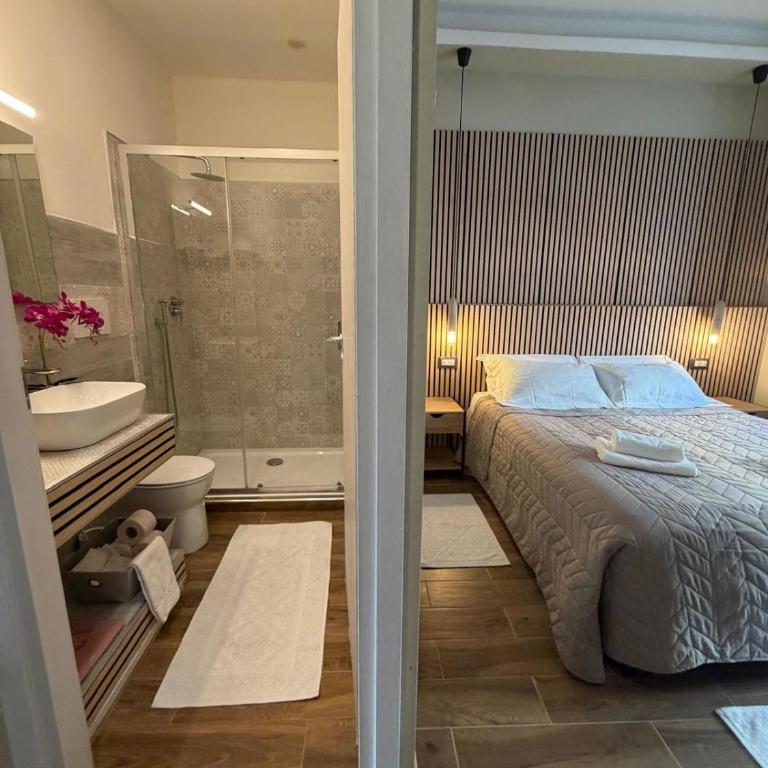B&B Tanda Rooms Olbia - Camera Matrimoniale Deluxe con Balcone - 6