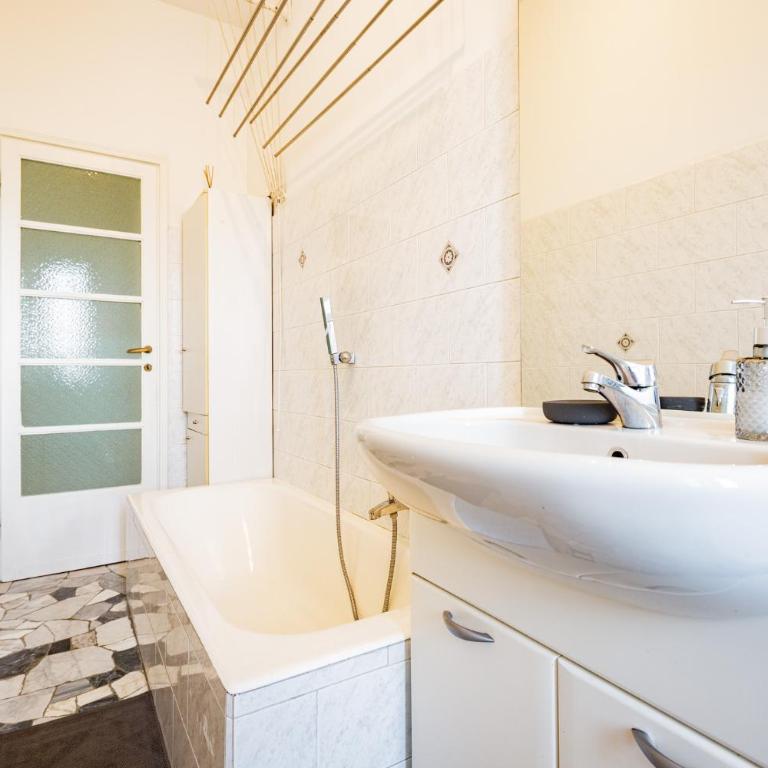 Top Floor Apartment Solari & Navigli - Appartamento con 2 Camere da Letto - 62