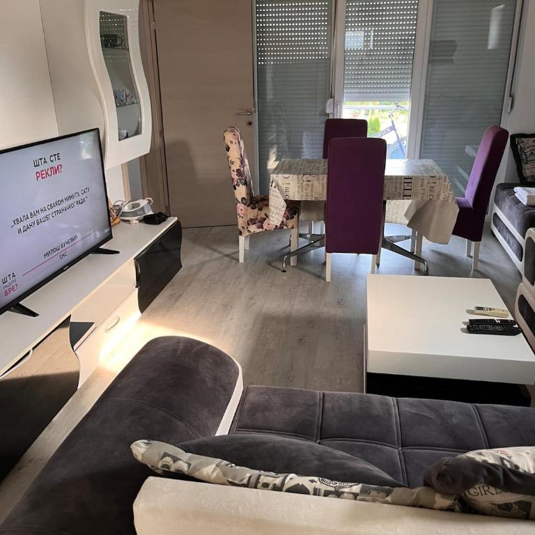 Cela kuća za Arsenal Fest - Apartment - 18