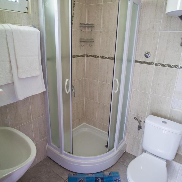 Panorama Apartments - Studio - 9