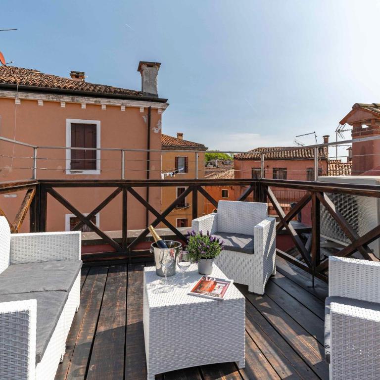 Biennale Roof Terrace Mansion - Three-Bedroom Apartment - 56