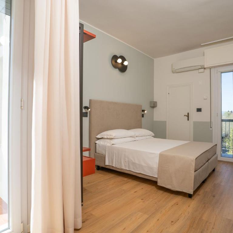 Hotel Haway - Smart Design Double Room with Balcony - 5