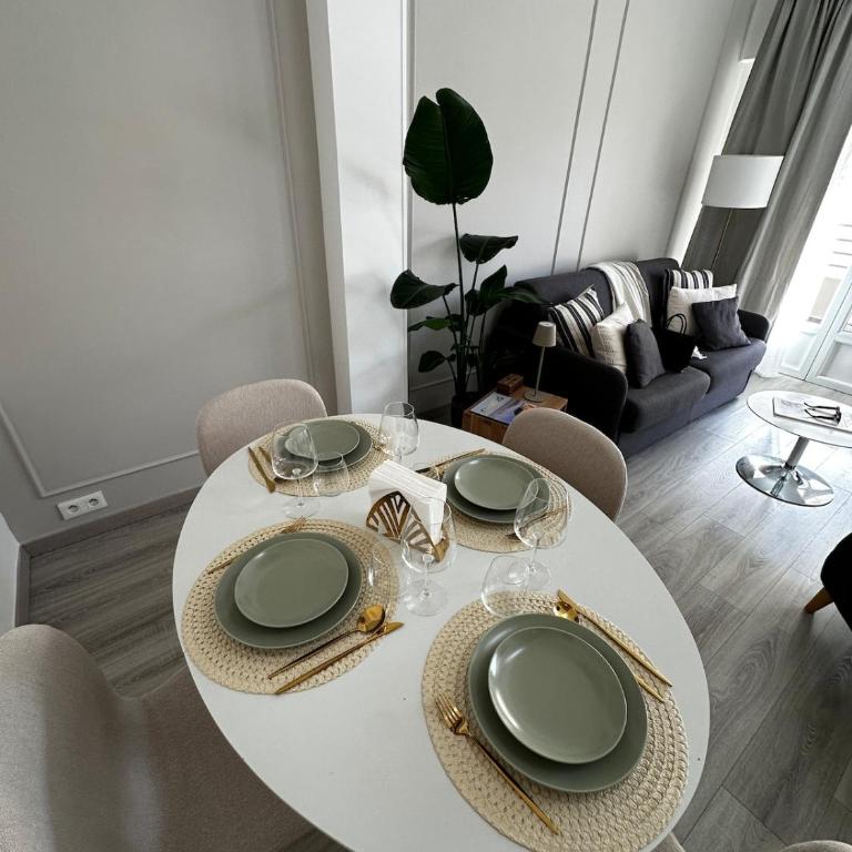 Riviera Living - Stylish 1BR Apartment - 4min walking from Monaco - One-Bedroom Apartment - 5
