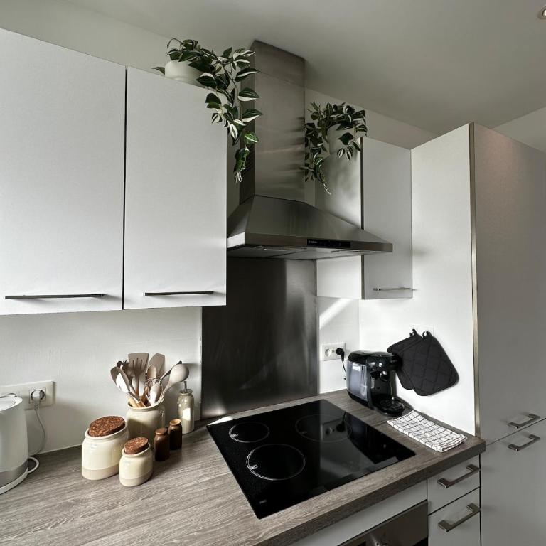 Riviera Living - Stylish 1BR Apartment - 4min walking from Monaco - One-Bedroom Apartment - 10