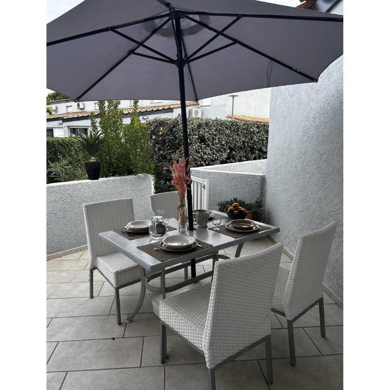 Sunlit Duplex Maisonette near the Beach - Ferienhaus mit 2 Schlafzimmern - 19