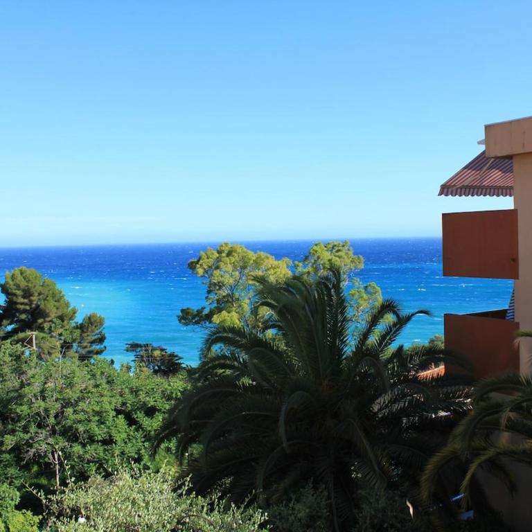 Vue mer Plage à pied Piscine 6 pers Proche Monaco et Italie - Appartement 2 Chambres - 1