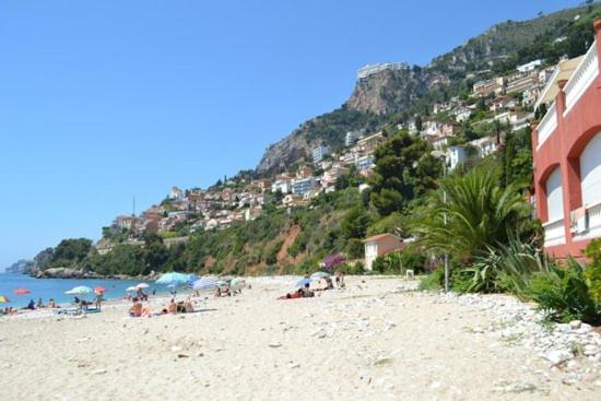 Vue mer Plage à pied Piscine 6 pers Proche Monaco et Italie - Appartement 2 Chambres - 10