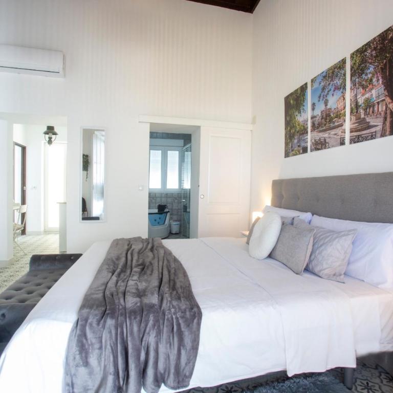 Hogar de la plata - Suite con bañera de hidromasaje - Cama extragrande - 3
