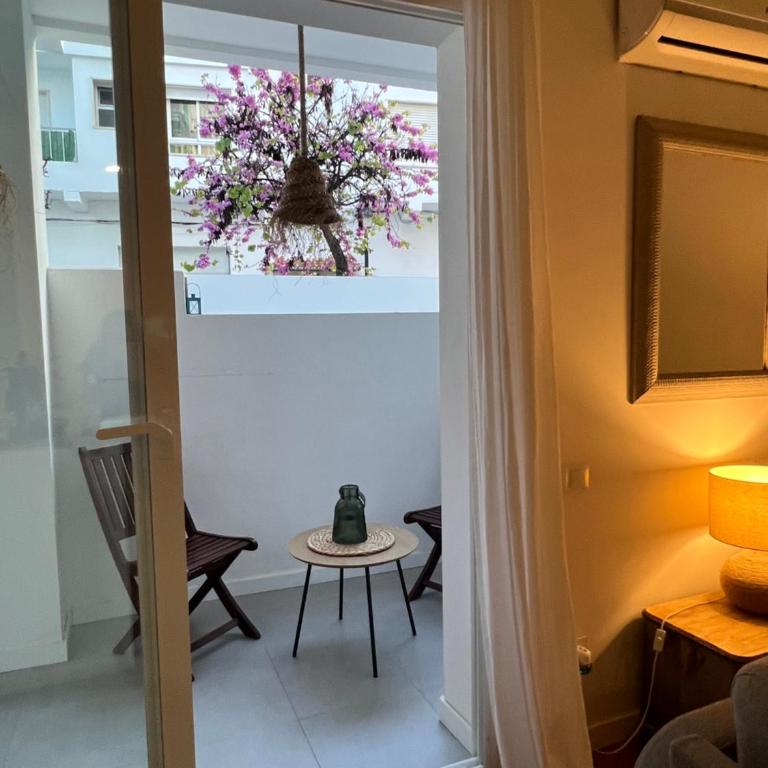 Casa Bella Suites - A stunning new entire apartment in an central location, Close to the beach - One-Bedroom Apartment - 23