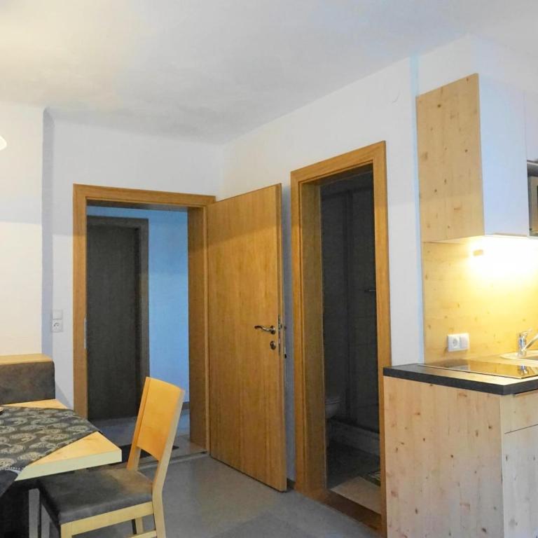 Apartment in Flachau with Mountain Views - Appartement - 3