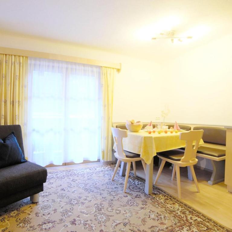 Apartment in Flachau with Mountain Views - Appartement - 5