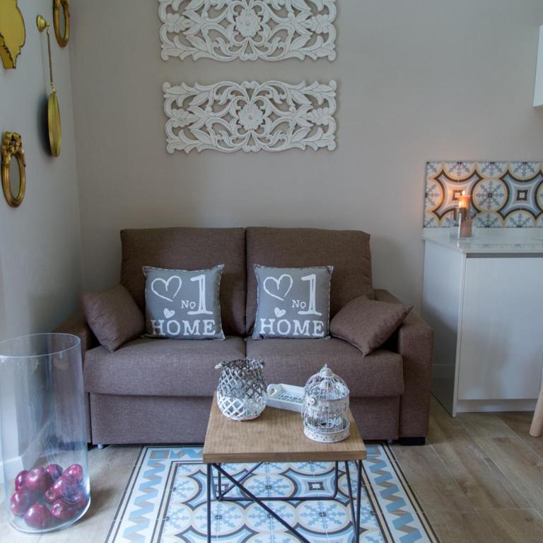 Apartamentos Luna Suites Palacio Almagra - Studio - 1