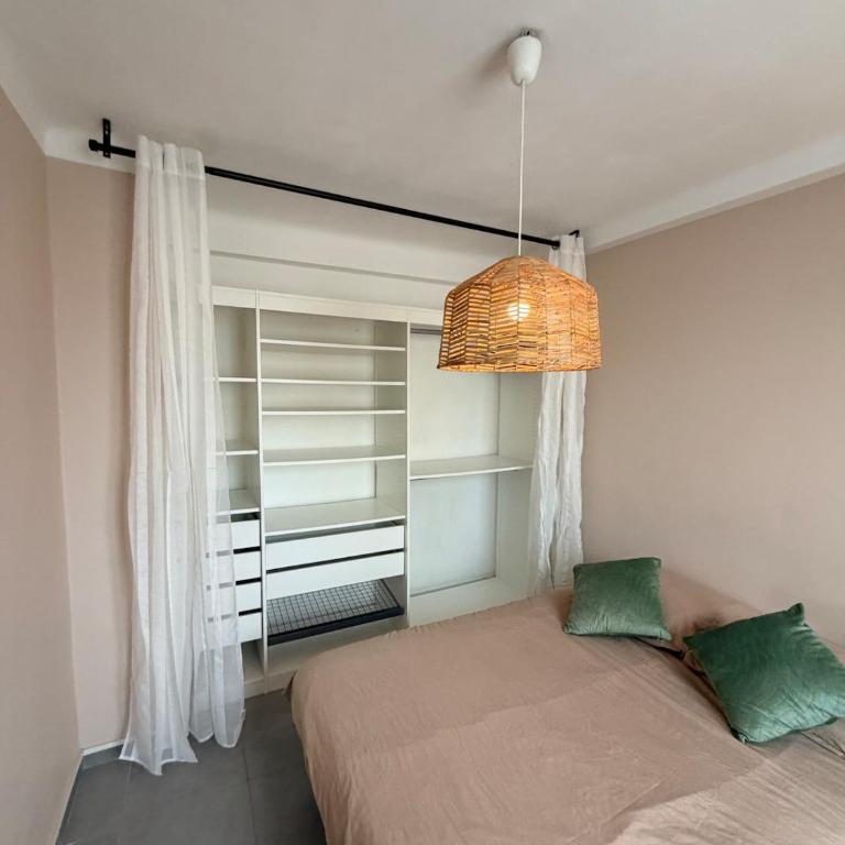 Marseille T3 SUD Plages et vélodrome Clim parking 6 personnes lit bébé possible - Appartement - 4