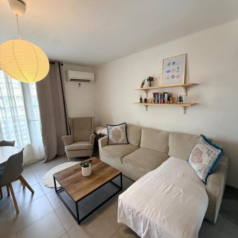 Marseille T3 SUD Plages et vélodrome Clim parking 6 personnes lit bébé possible - Appartement - 6